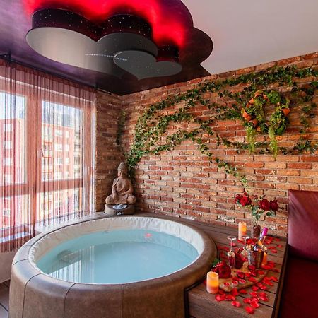 Jacuzzi - Love - Bdsm - Extra Luxury - Ev Chargger - Valentine'S Day - Red Room - Flexible Selfcheckins 28 Zagreb Eksteriør billede