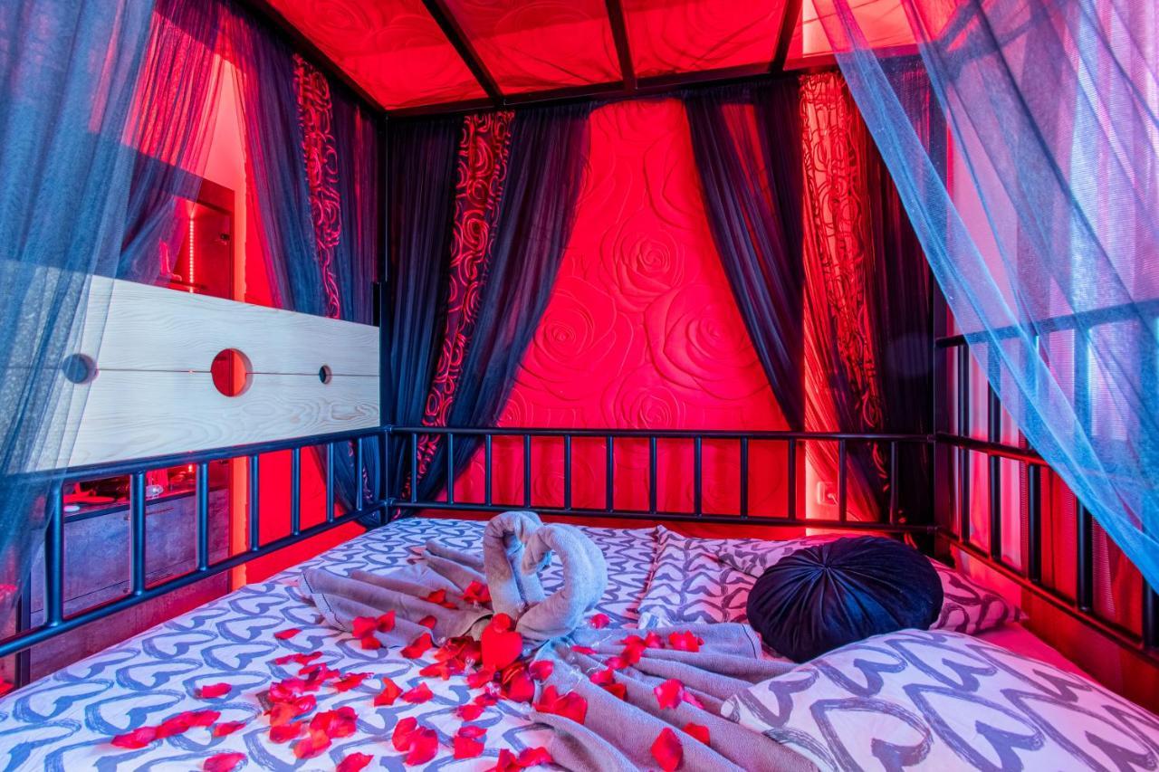 Jacuzzi - Love - Bdsm - Extra Luxury - Ev Chargger - Valentine'S Day - Red Room - Flexible Selfcheckins 28 Zagreb Eksteriør billede