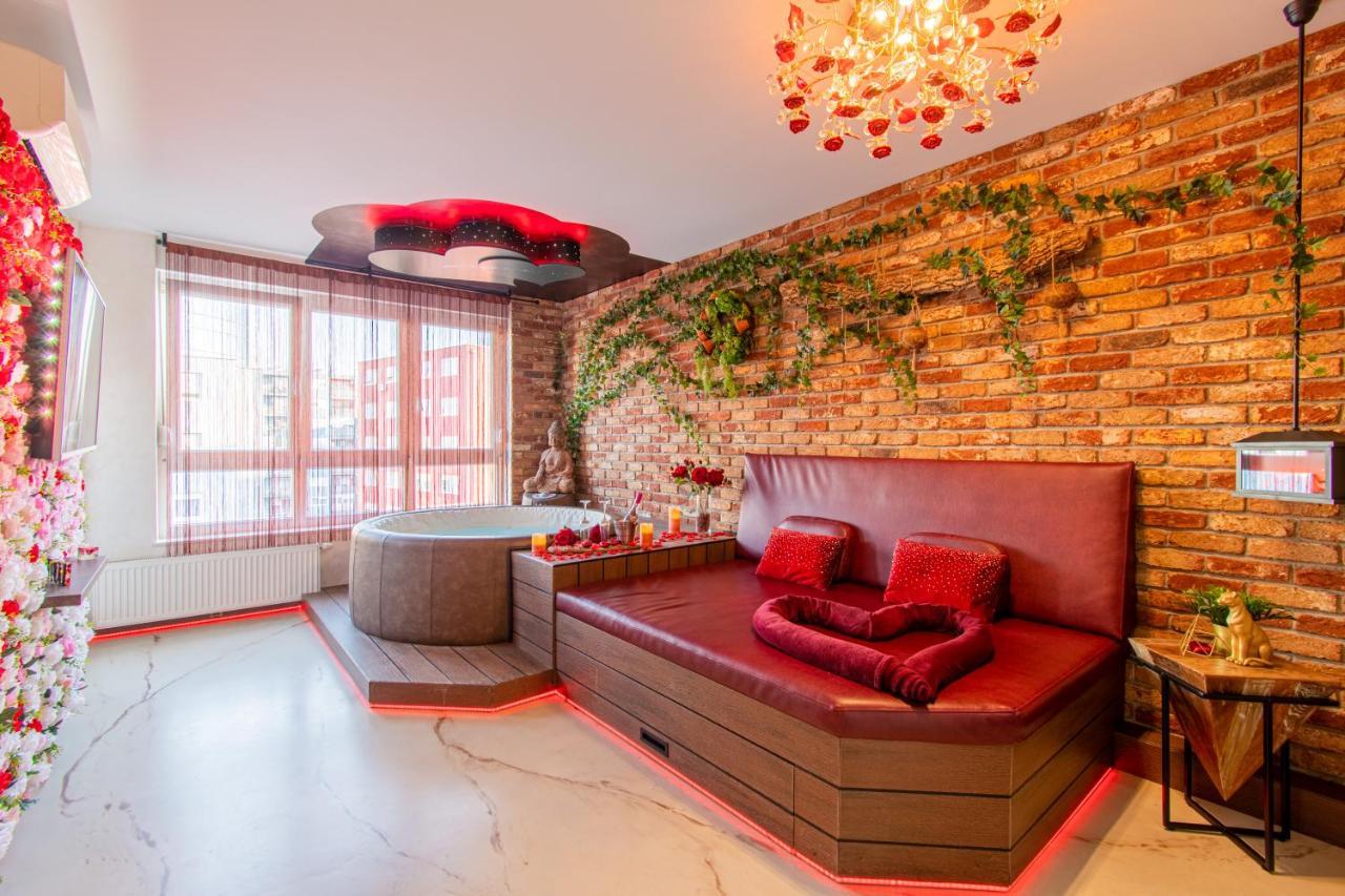 Jacuzzi - Love - Bdsm - Extra Luxury - Ev Chargger - Valentine'S Day - Red Room - Flexible Selfcheckins 28 Zagreb Eksteriør billede