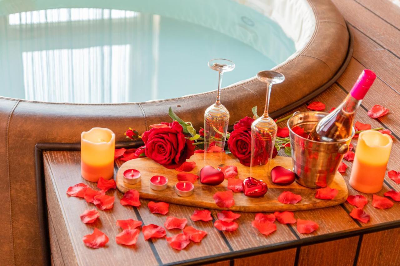 Jacuzzi - Love - Bdsm - Extra Luxury - Ev Chargger - Valentine'S Day - Red Room - Flexible Selfcheckins 28 Zagreb Eksteriør billede